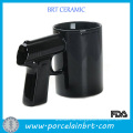 Schwarze Kaffeetasse Becher mit Gewehr-Form-Handgriff